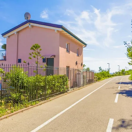 Appartamento Lucrezia -