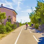Lucrezia -